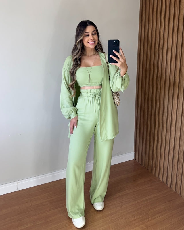 Conjunto Harmonia – Versatilidade em Três Peças para Você Brilhar